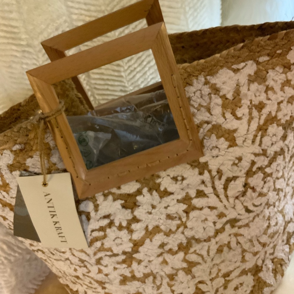 Antik Kraft Floral Patterned Basket in Tan and Cream - Picture 2 of 9